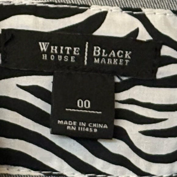 Denim Cropped Jacket - Picture 4 of 5